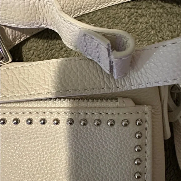 Brighton Crossbody Leather Organizer - Picture 9 of 11